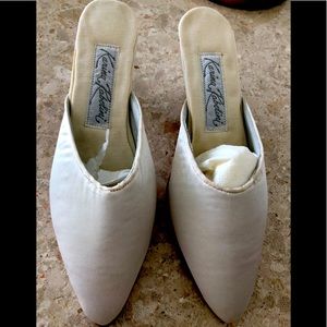 Karina Rabolini Classic Bride’s Sateen Slippers
